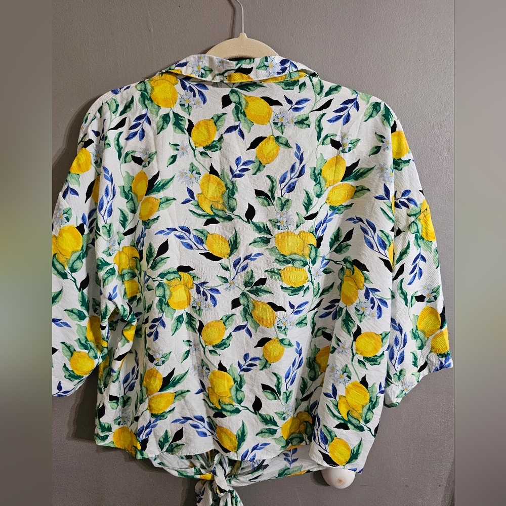 Lemon Print Women's Blouse - Picture 3 of 3